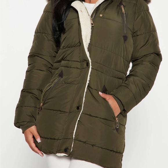 Olive green puffer jacket for sale - Picture 2 of 5